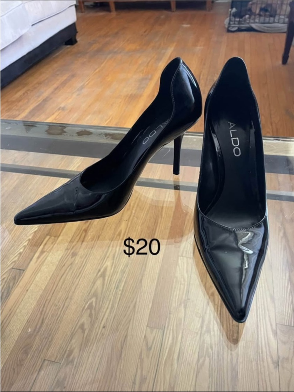 Aldo Black Patent Pointed Toe Stiletto Pumps Size 6